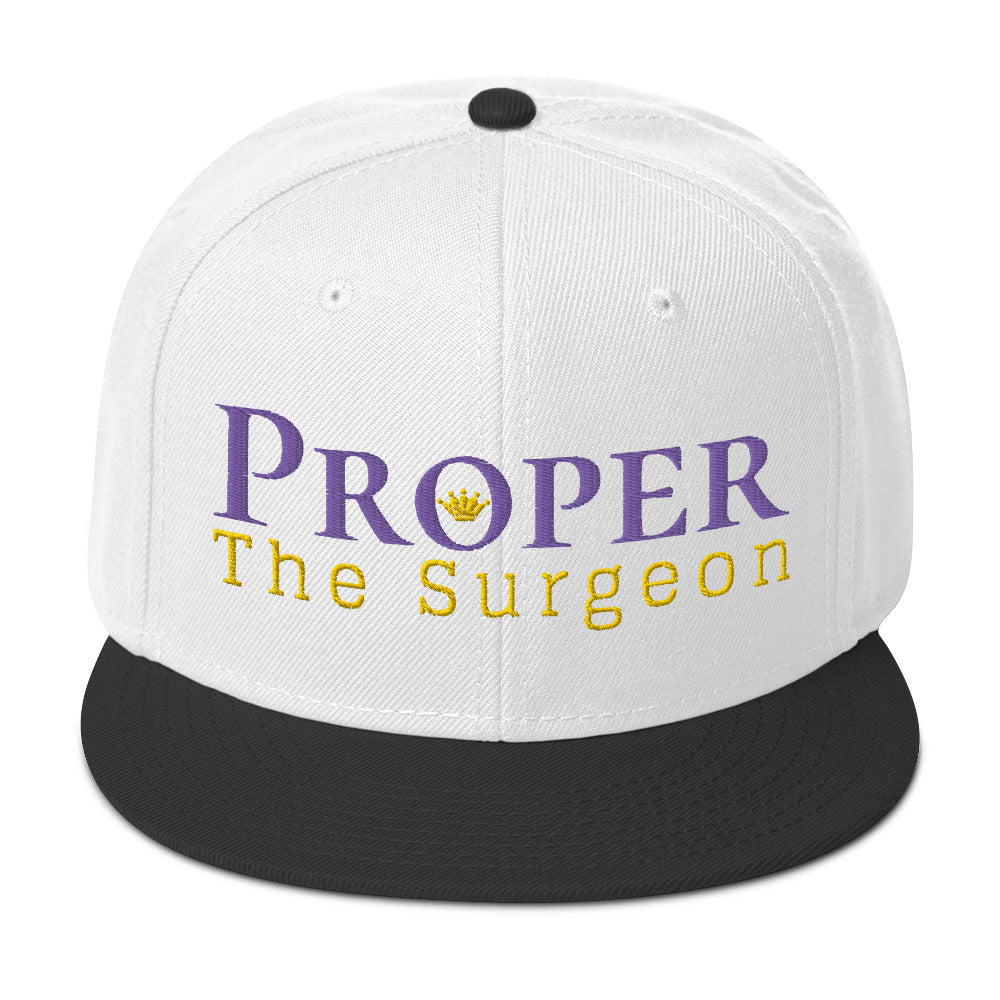Proper The Surgeon Royal Combo (púrpura/oro/oro) II gorra snapback