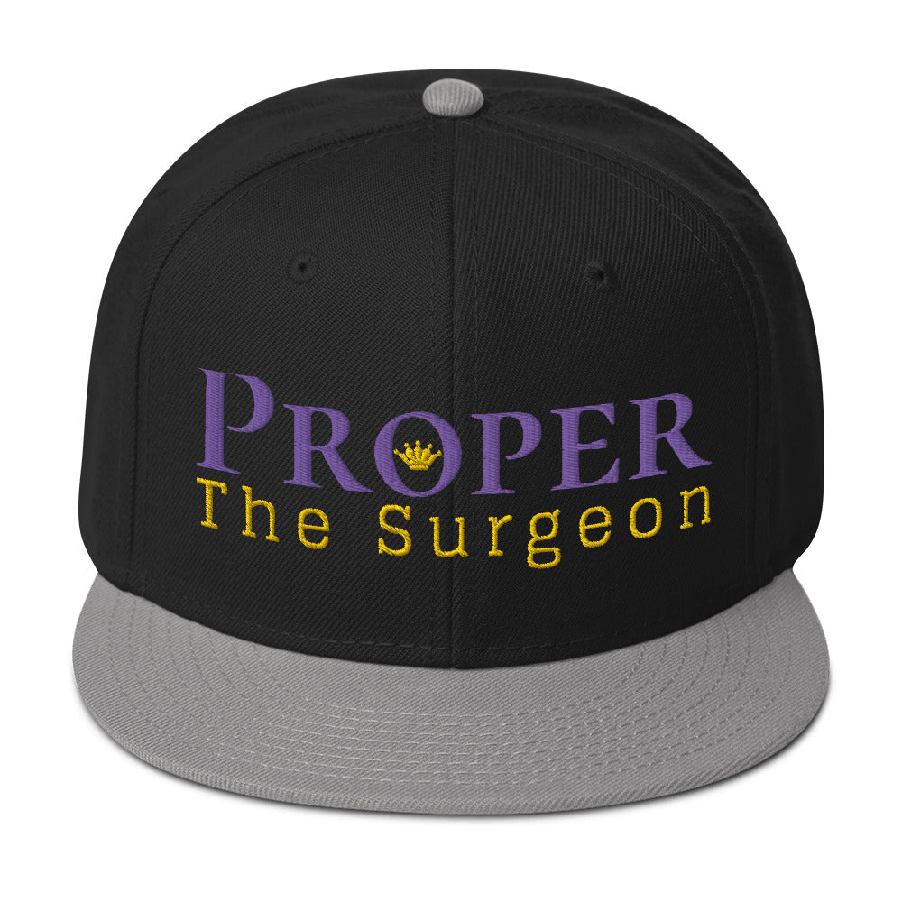 Proper The Surgeon Royal Combo (púrpura/oro/oro) II gorra snapback